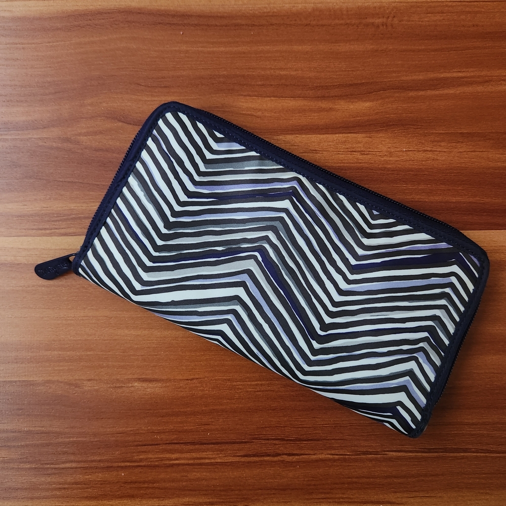 Thirty-one Purple Zigzag Pattern Save Your Way Wallet EUC